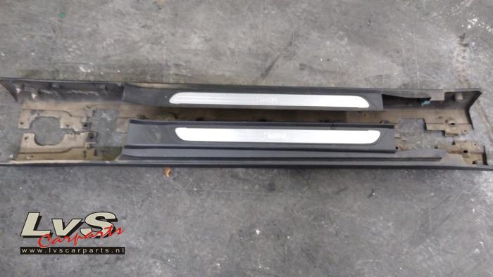 Mini Mini Ensemble marche pied