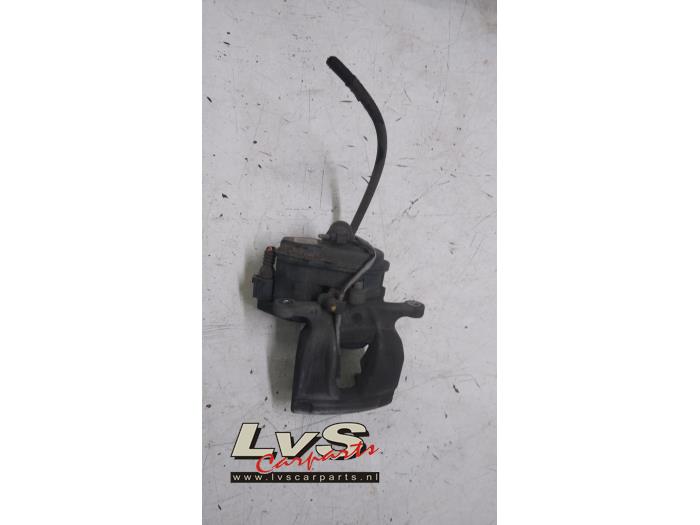 Audi Q5 Remklauw (Tang) rechts-achter