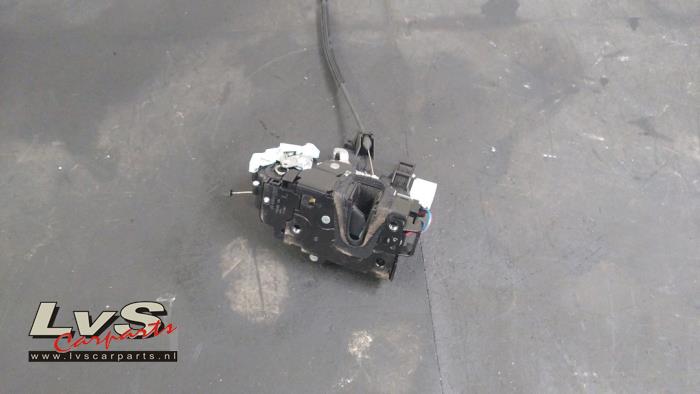 Skoda Roomster Serrure portière mécanique 4portes avant gauche