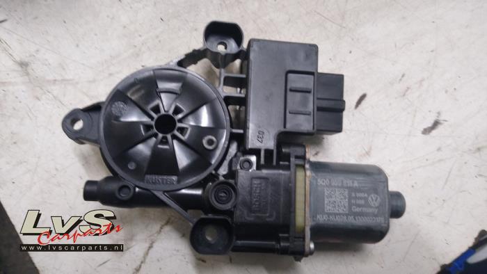 Seat Leon Door window motor