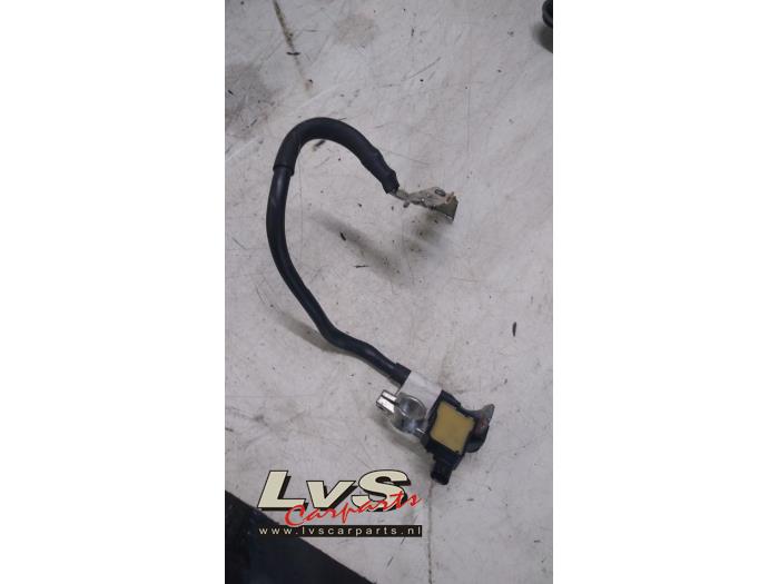 Seat Leon Battery pole