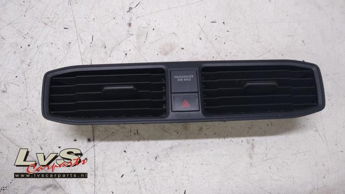 Volkswagen Caddy Grille aération tableau de bord