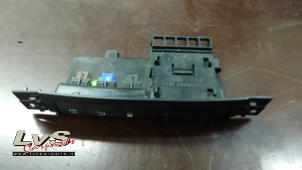 Begagnade Kortläsare (lås) Peugeot 207 CC (WB) 1.6 16V Pris € 10,00 Marginaltabell erbjuds av LvS Carparts