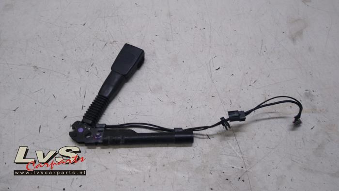 BMW 1-Série Tendeur de ceinture droit