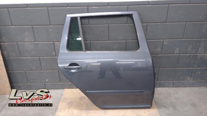 Skoda Octavia Rear door 4-door, right