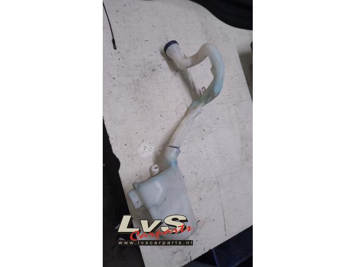 Citroen C3 Picasso Front windscreen washer reservoir