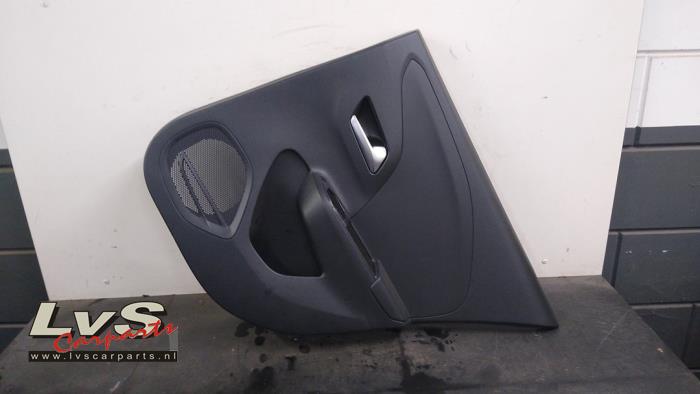 Opel Corsa Revêtement portière 4portes arrière droite