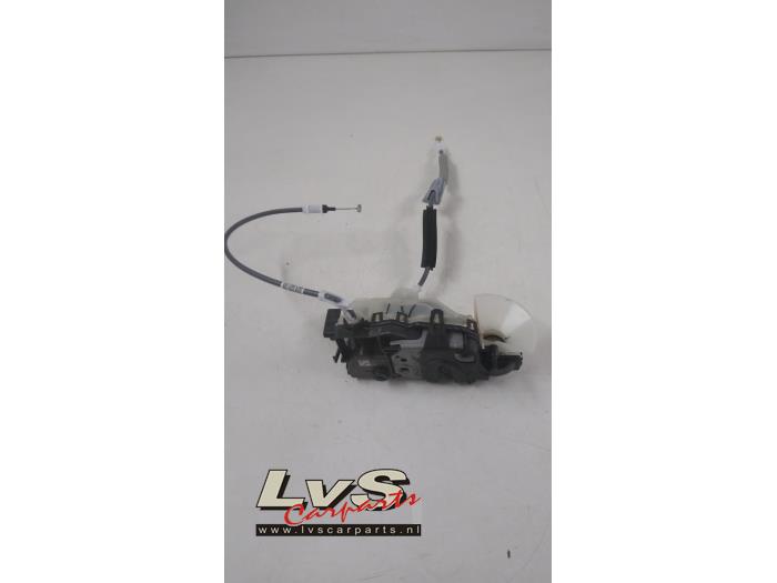 Opel Corsa Deurslot Mechaniek 4Deurs links-voor