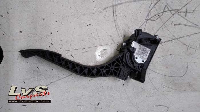 Peugeot 308 Gaspedaal