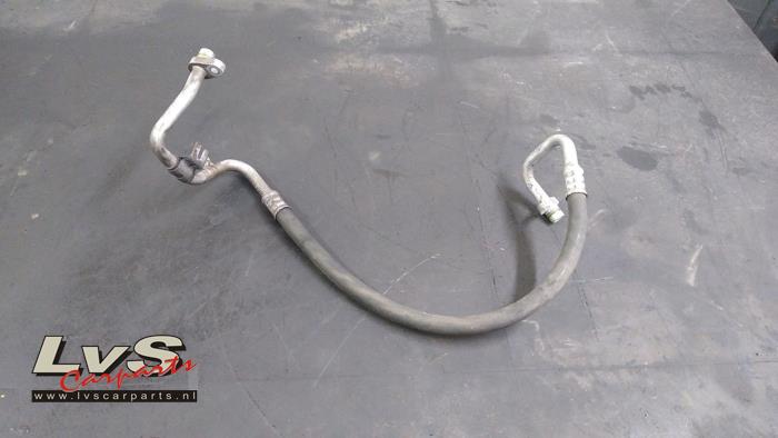 Renault Megane Air conditioning line