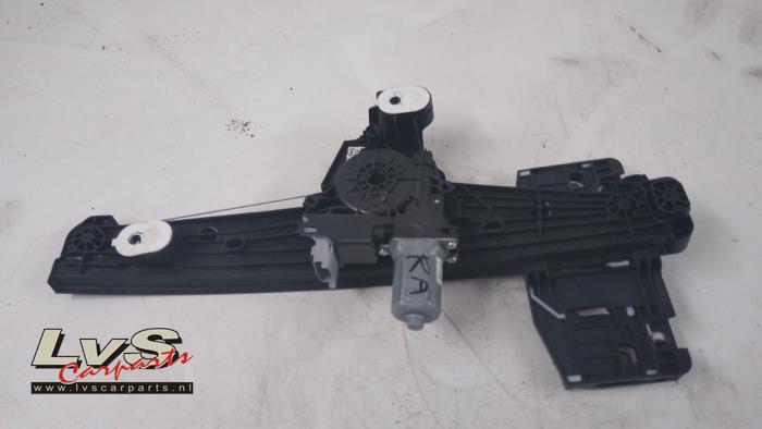 Opel Corsa Mécanique vitre 4portes arrière droite