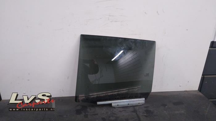 Toyota C-HR Rear door window 4-door, left