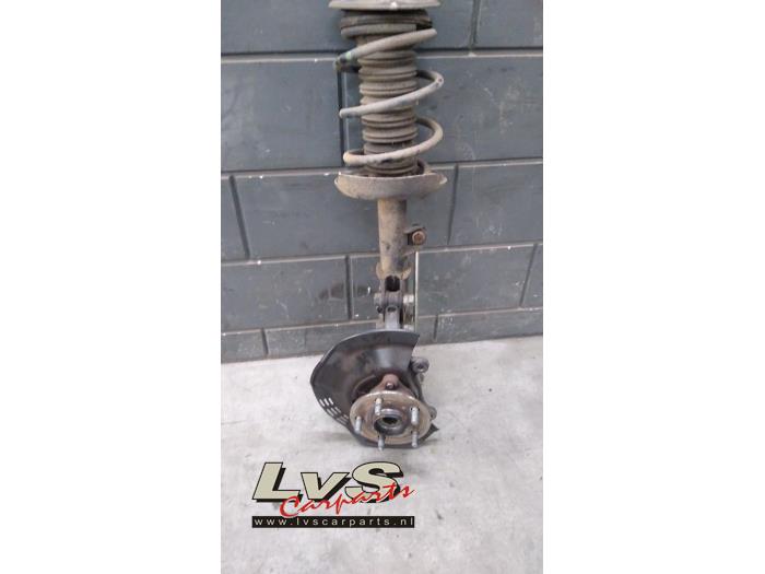 Toyota C-HR Front shock absorber rod, right