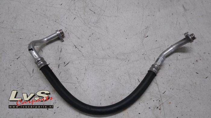 Opel Combo Air conditioning line