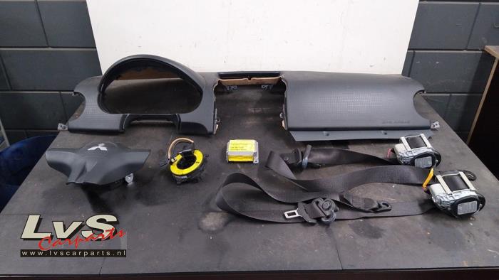 Mitsubishi Colt Airbag set