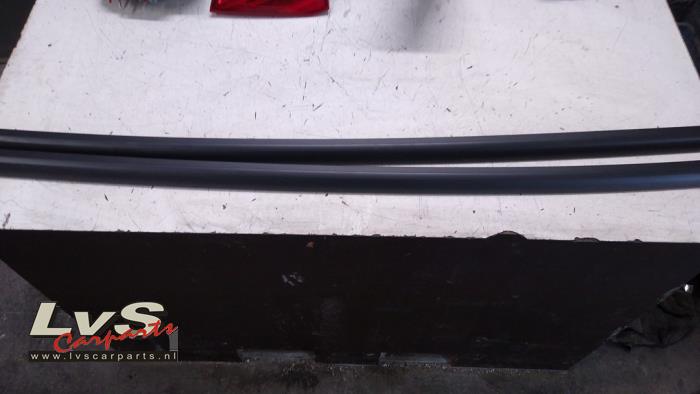Audi A4 Dachreling Set