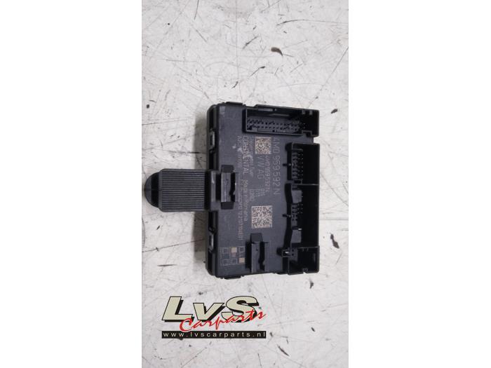 Audi E-Tron Module verrouillage central des portes