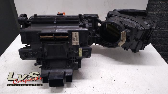 Audi E-Tron Kachelhuis