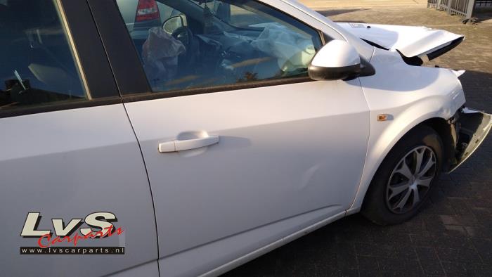 Chevrolet Aveo Front door 4-door, right