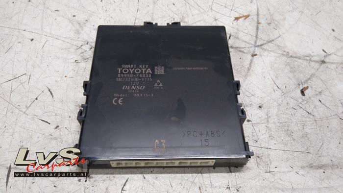 Toyota C-HR Modul keyless vehicle