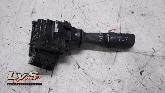 Toyota C-HR Commutateur essuie-glace