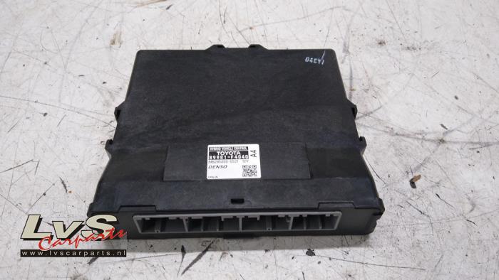 Toyota C-HR Steuergerät-Hybrid-Batterie