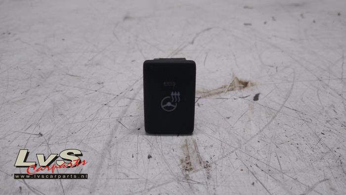 Toyota C-HR Commutateur