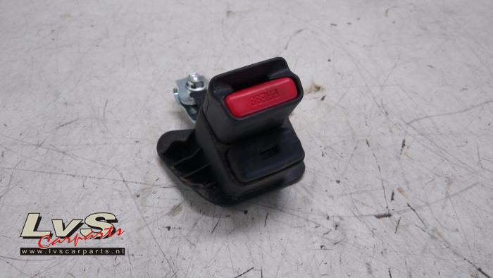 Toyota C-HR Sicherheitsgurt Schließe rechts hinten