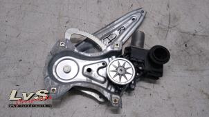 Gebruikte Raammechaniek 4Deurs rechts-achter Toyota C-HR (X1,X5) 1.8 16V Hybrid Prijs € 45,00 Margeregeling aangeboden door LvS Carparts