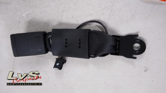 Opel Mokka Rear seatbelt buckle, left