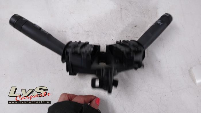 Opel Mokka Steering column stalk