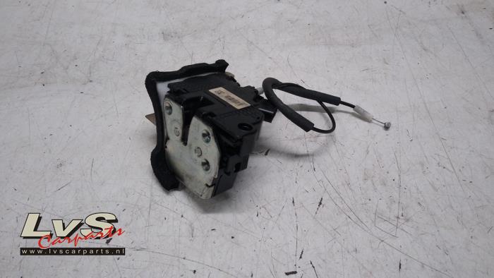 Hyundai I20 Deurslot Mechaniek 4Deurs links-voor