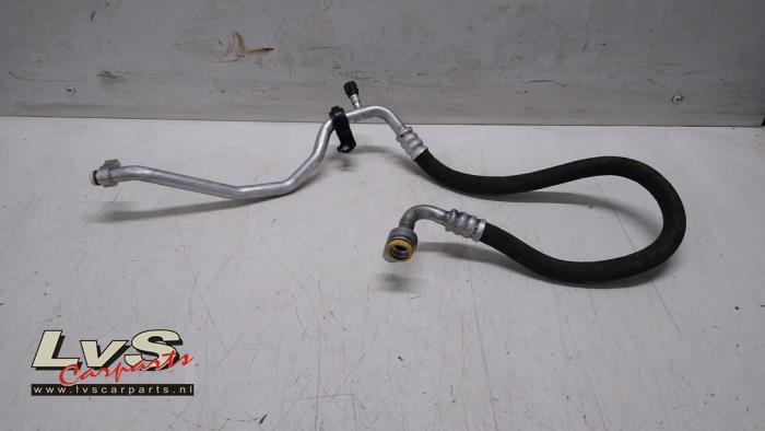 BMW 1-Série Tuyau clim