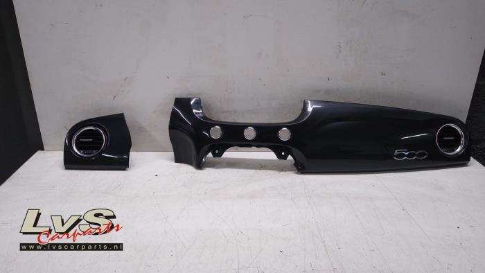 Fiat 500 Elément tableau de bord