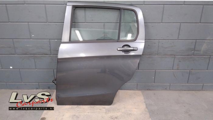 Suzuki Celerio Tür 4-türig links hinten