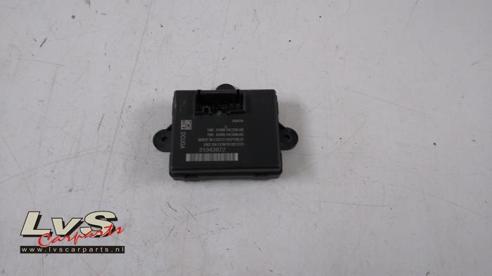 Volvo V40 Central door locking module