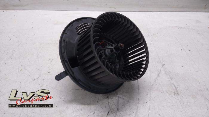 BMW 1-Serie Heating and ventilation fan motor