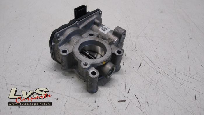 Dacia Logan Drosselklappengehäuse