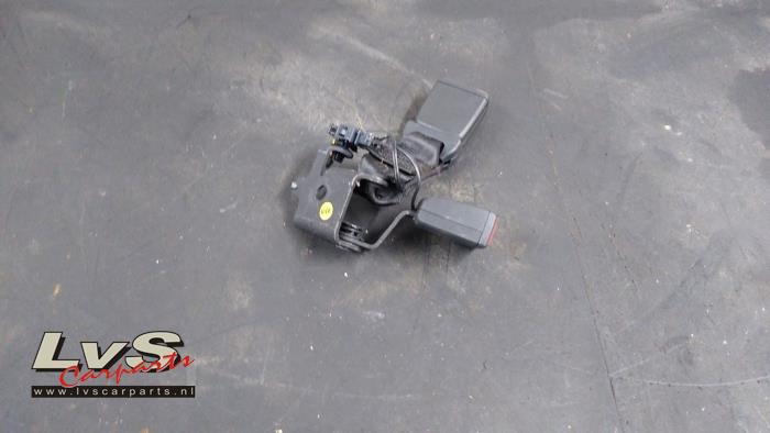 Seat Ibiza Rear seatbelt buckle, centre