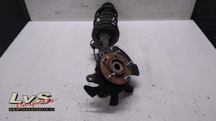 Kia Venga Barre amortisseur avant gauche