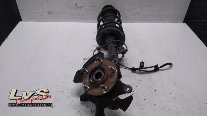 Kia Venga Barre amortisseur avant droit