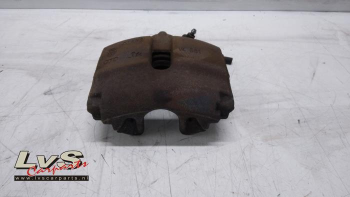 Volkswagen Scirocco Etrier de frein (pince) avant gauche