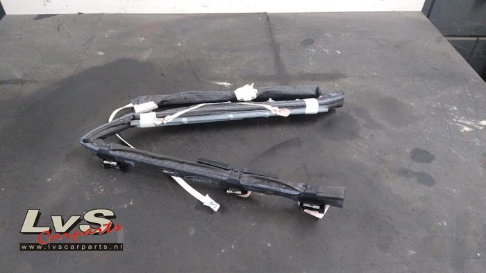 Ford Fiesta Airbag Himmel links