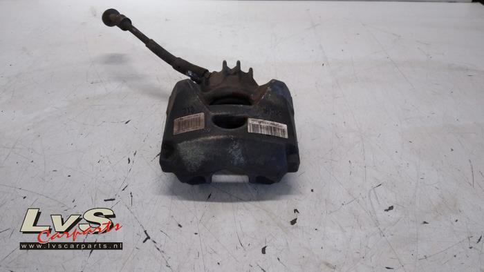 Peugeot Partner Etrier de frein (pince) avant droit