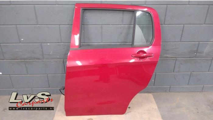 Suzuki Celerio Tür 4-türig links hinten