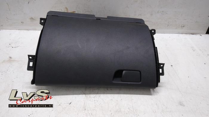 Renault Megane Glovebox