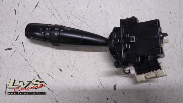Suzuki Celerio Indicator switch