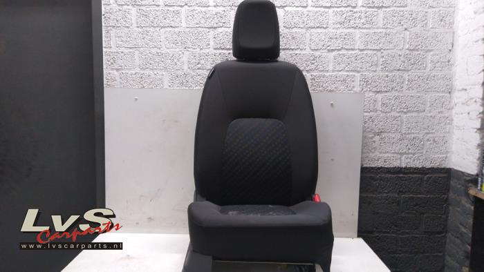 Suzuki Celerio Siège droit