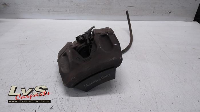 Mercedes E-Klasse Bremszange rechts vorne