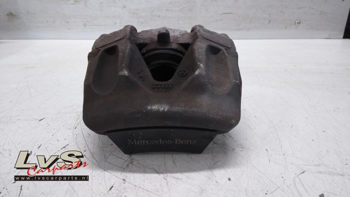 Mercedes E-Klasse Front brake calliper, left